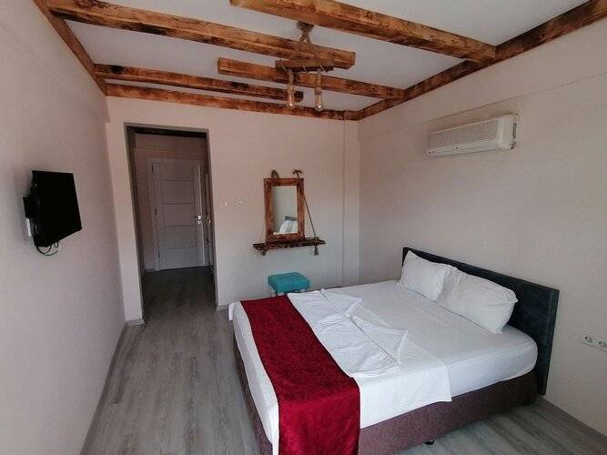 Dinc Otel