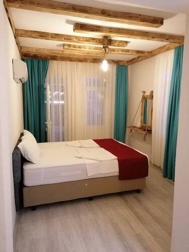 Dinc Otel