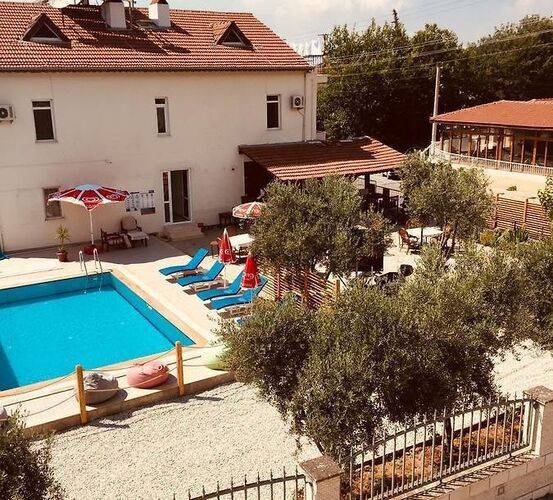 Dinc Otel