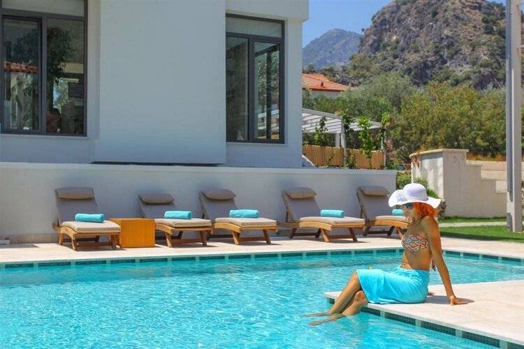 Ecclesia Hotel (Adults Only 14+)