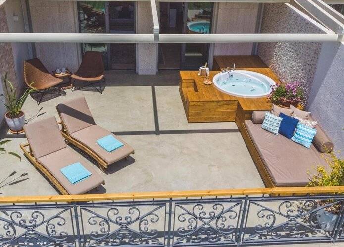 Ecclesia Hotel (Adults Only 14+)