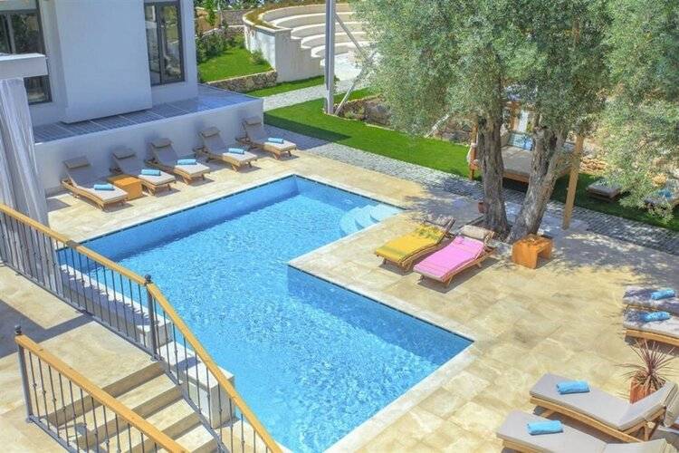 Ecclesia Hotel (Adults Only 14+)