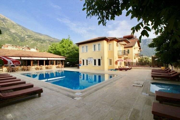 Gunes Hotel & Apartments