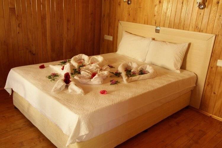 Gunes Hotel & Apartments