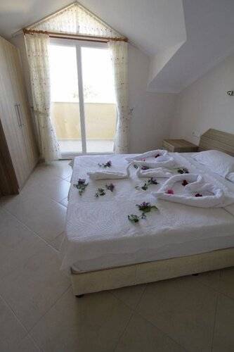 Gunes Hotel & Apartments