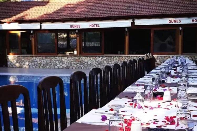 Gunes Hotel & Apartments