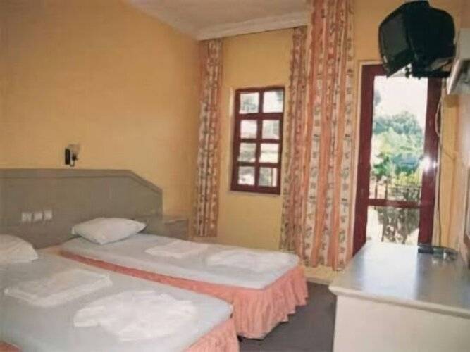 Gunes Hotel & Apartments