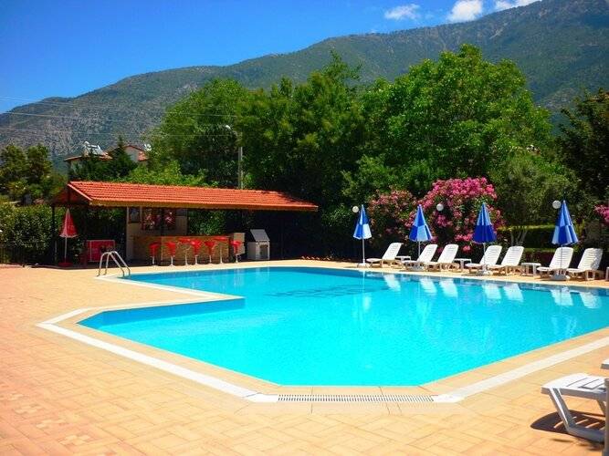The Green Valley Hotel