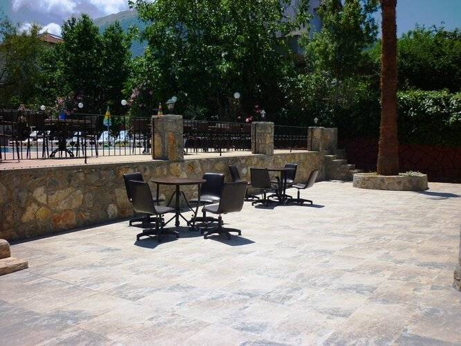 The Green Valley Hotel