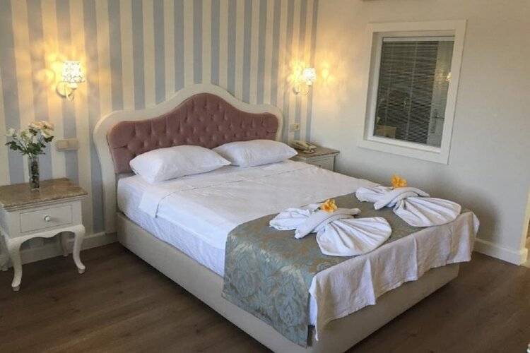 Blue Star Hotel