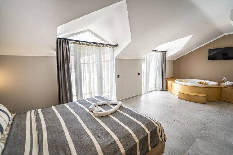 Blue Star Hotel