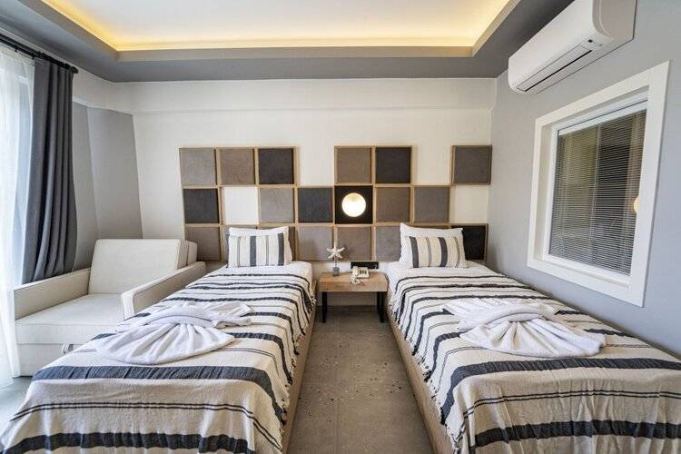 Blue Star Hotel