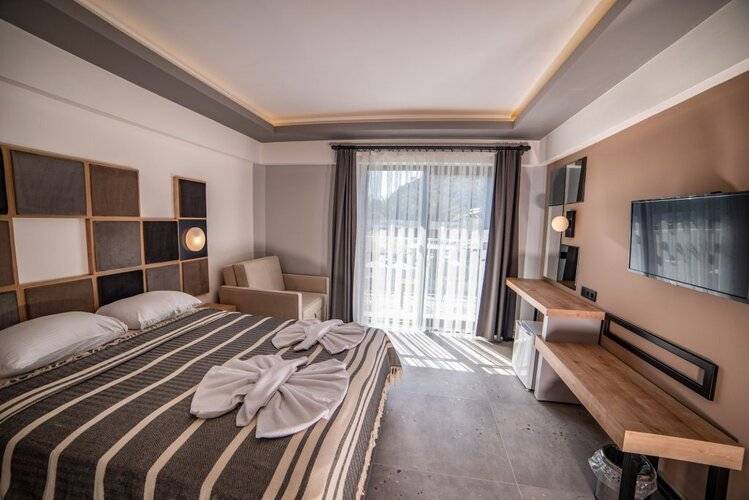 Blue Star Hotel