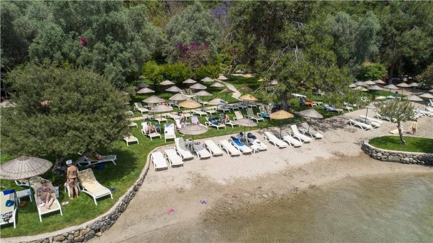 Suncity Hotel & Beach Club