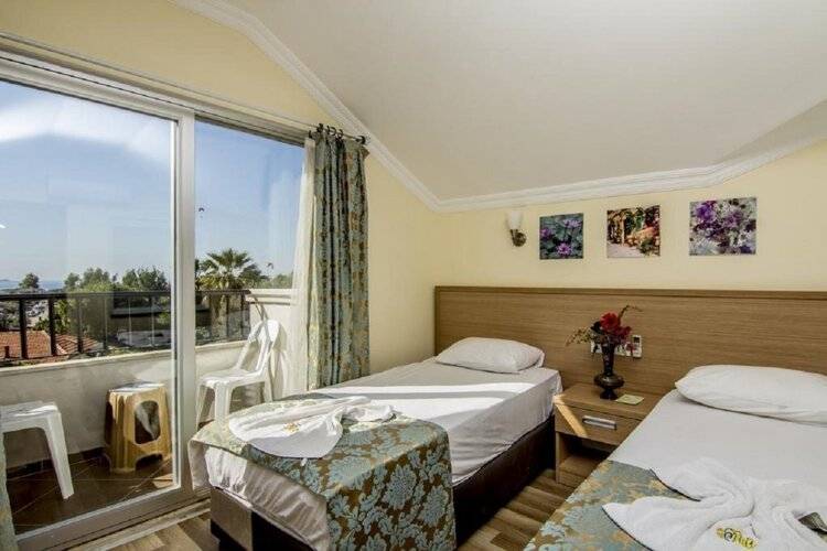Magic Tulip Hotel