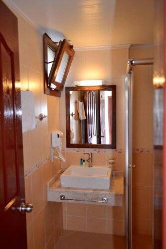 Unsal Hotel