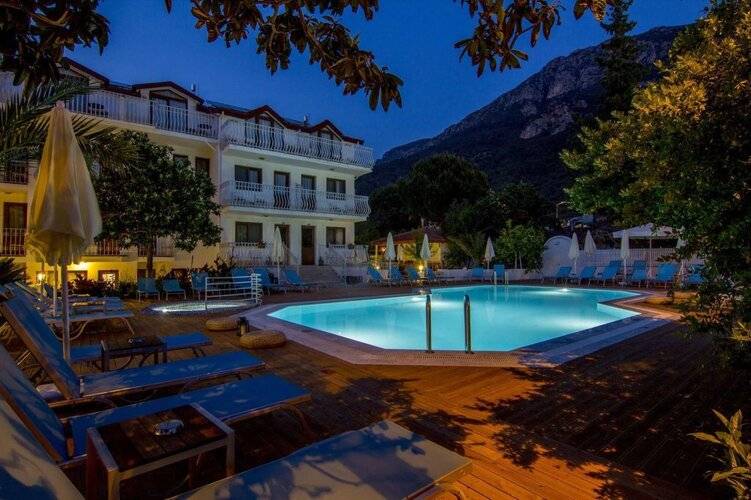 Unsal Hotel