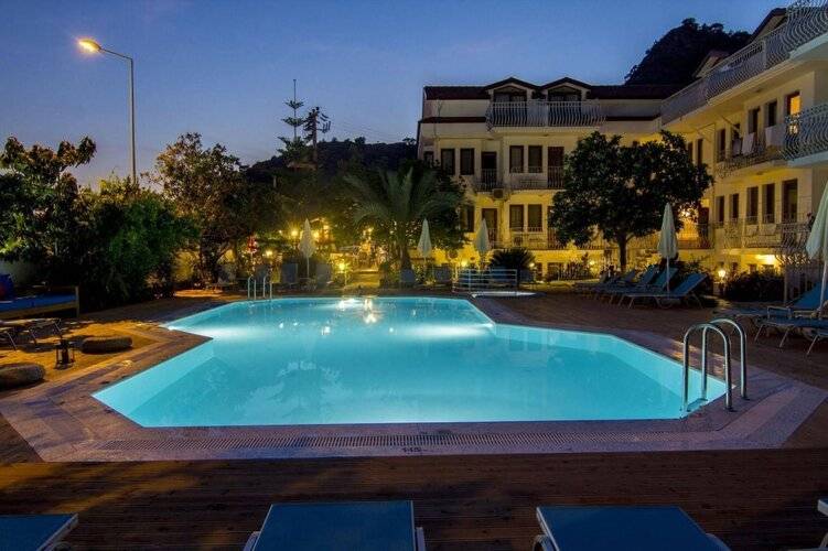 Unsal Hotel