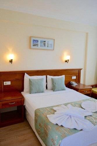 Unsal Hotel