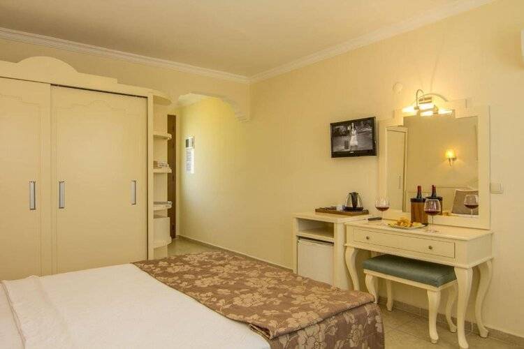 Unsal Hotel