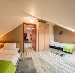 $item['hotel']['name']