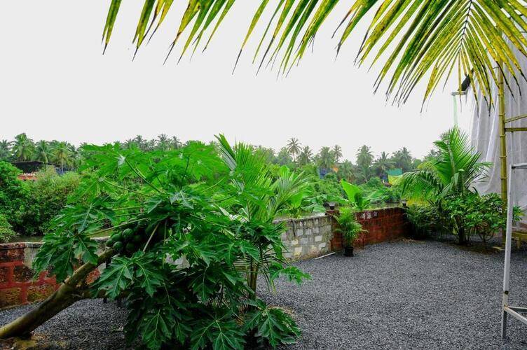 Vedana Retreat