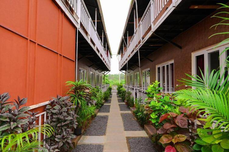 Vedana Retreat