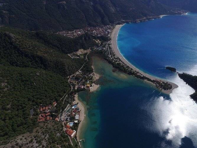 S3 Seahorse Beach Club & Hotel