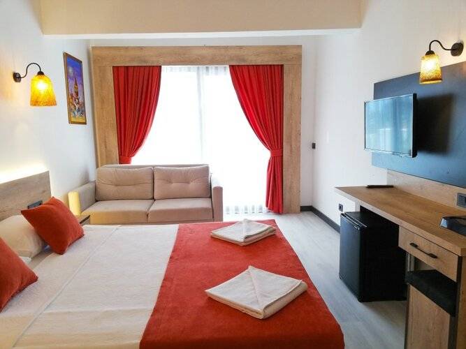 Meri Hotel