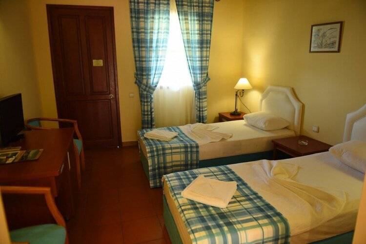 Meri Hotel