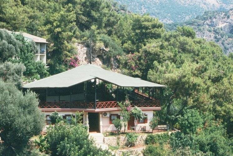 Meri Hotel