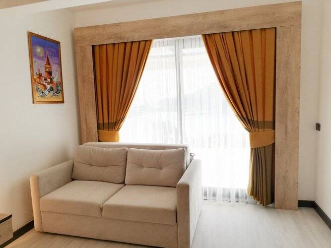 Meri Hotel