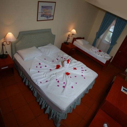 Meri Hotel