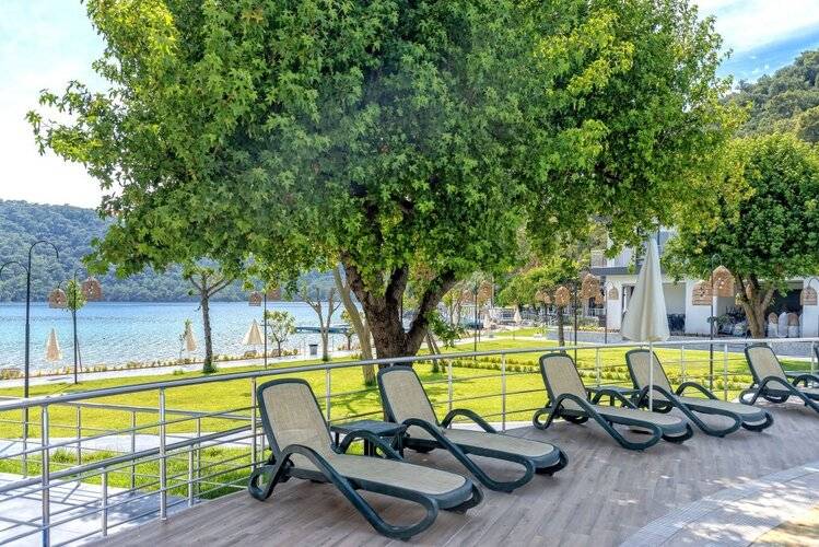 Meri Hotel