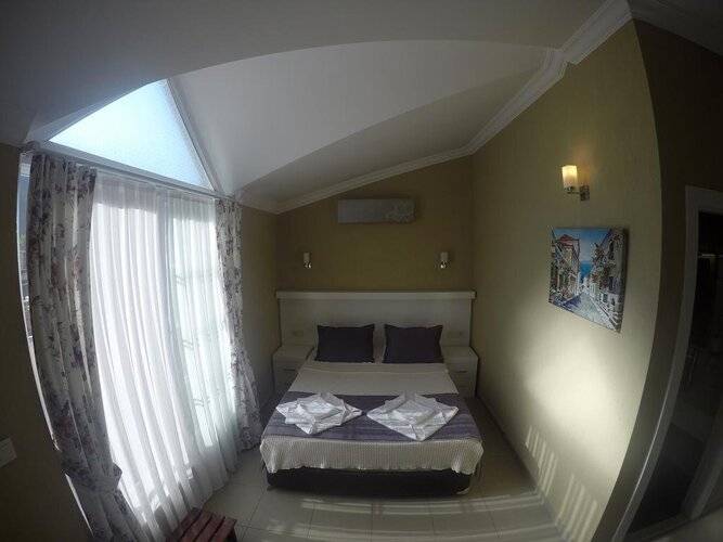 Mimoza Hotel