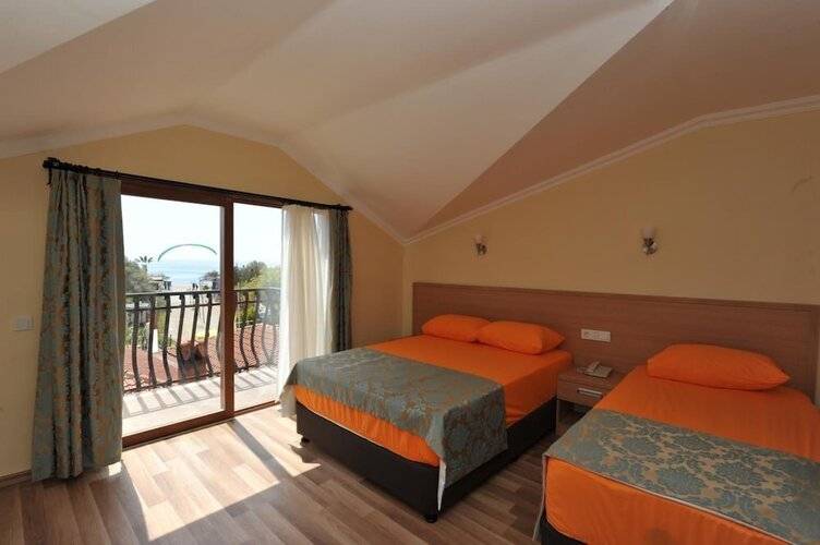 Magic Tulip Beach Hotel
