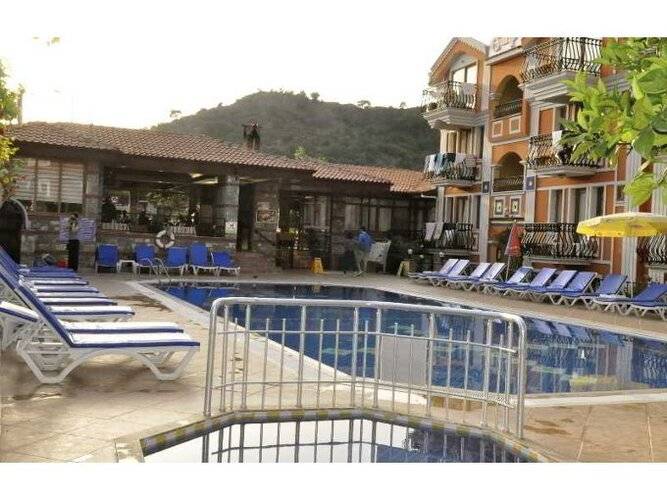 Magic Tulip Beach Hotel