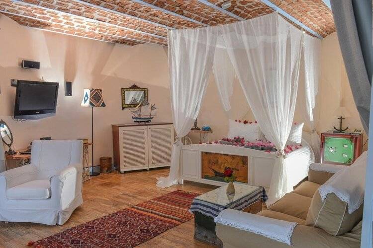 Beyaz Yunus Hotel (Adults Only 16+)