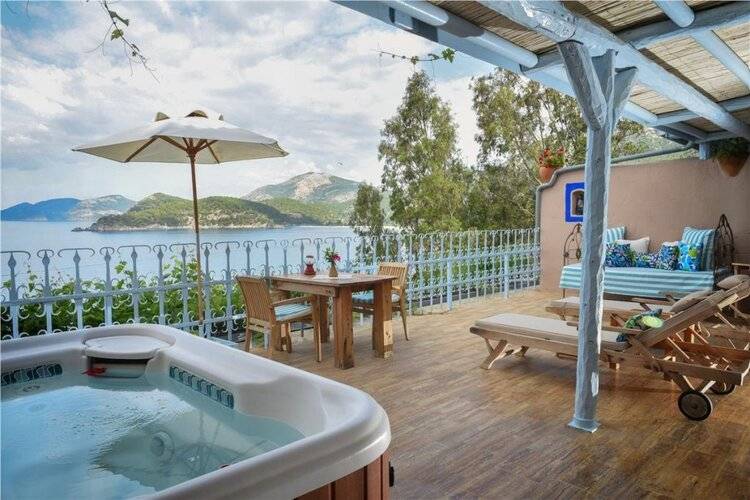 Beyaz Yunus Hotel (Adults Only 16+)