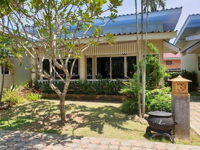 Andaman Lanta Resort