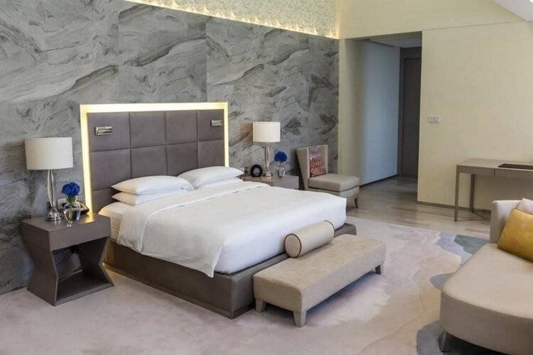 Hyatt Regency Creek Heights Residences
