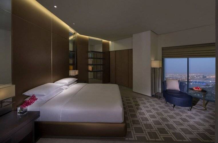 Hyatt Regency Creek Heights Residences