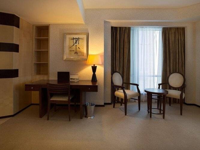 Shangri-La Residences and Apartments