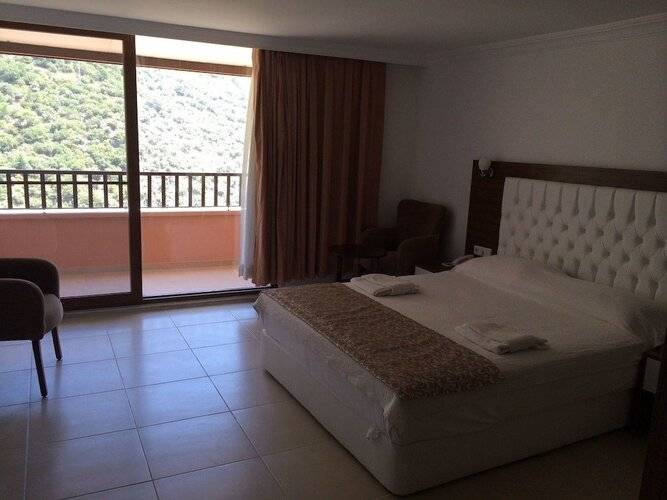 Aygul Hotel