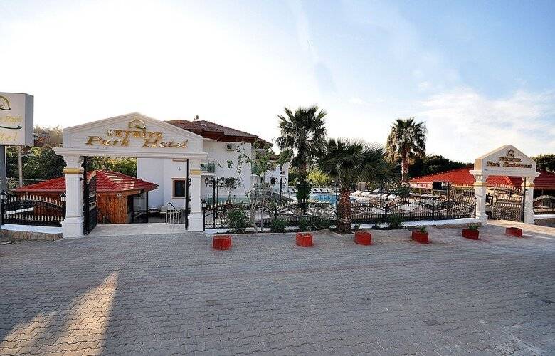 Qualia Park Hotel