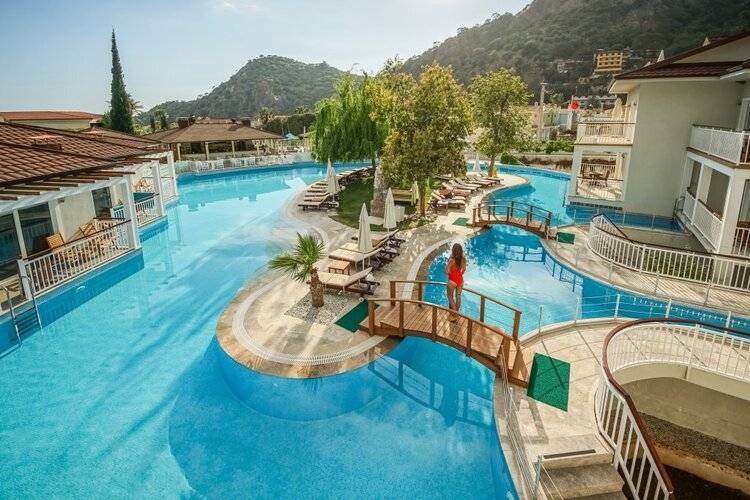 Mozaik Swim Up