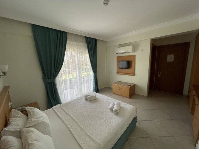 Celay Hotel