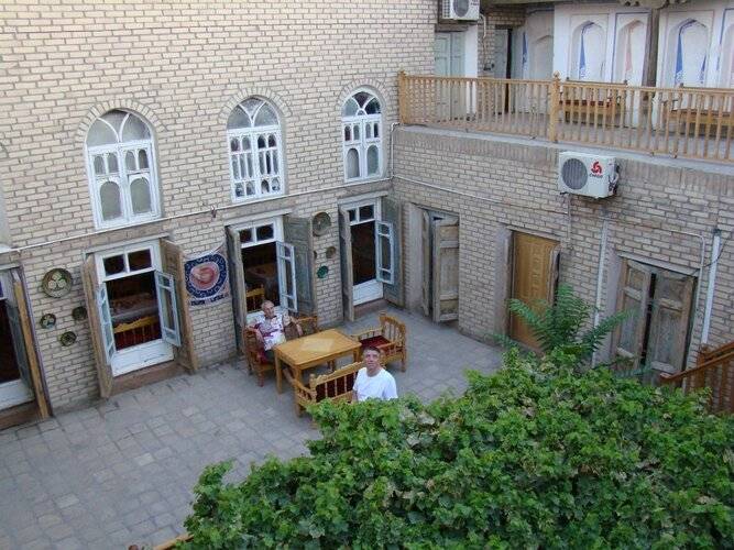 Komil Boutique Hotel (Комил)