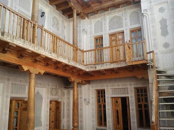 Komil Boutique Hotel (Комил)