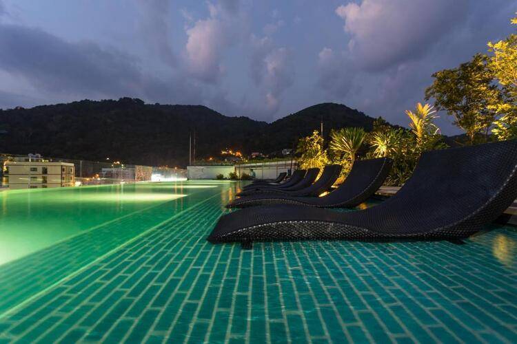 Oakwood Hotel Journeyhub Phuket